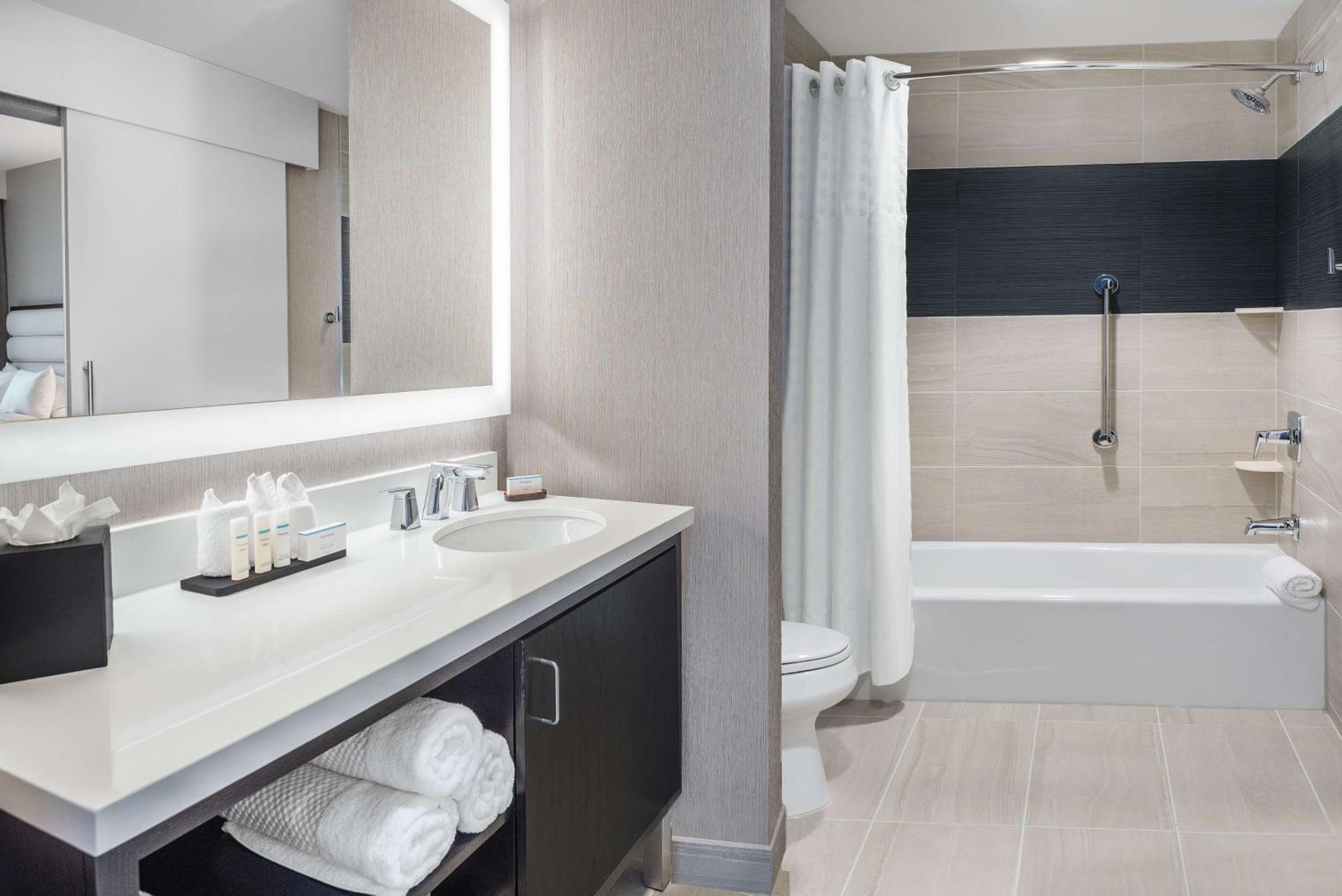 Embassy Suites By Hilton Houston West - Katy Addicks Kültér fotó
